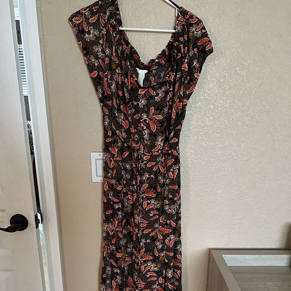 H&M on or off Shoulder Black and Red Floral Dress. Has 2 slits in the front